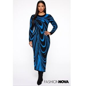 Fashion Nova Amara Abstract Sweater Maxi Dress Black/Blue 1X